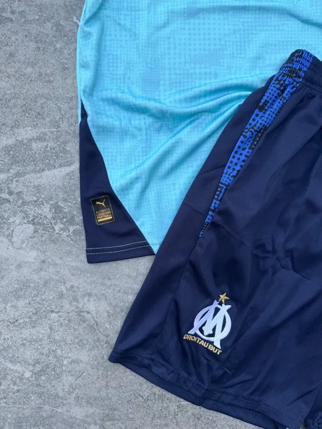 CONJUNTO DE ENTRENAMIENTO OM 4