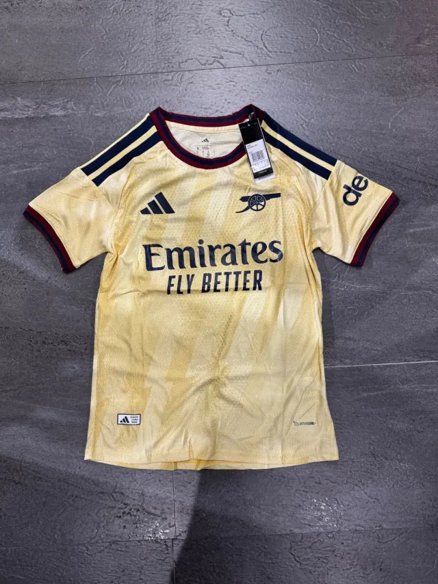 ARSENAL ALTERNATIVA