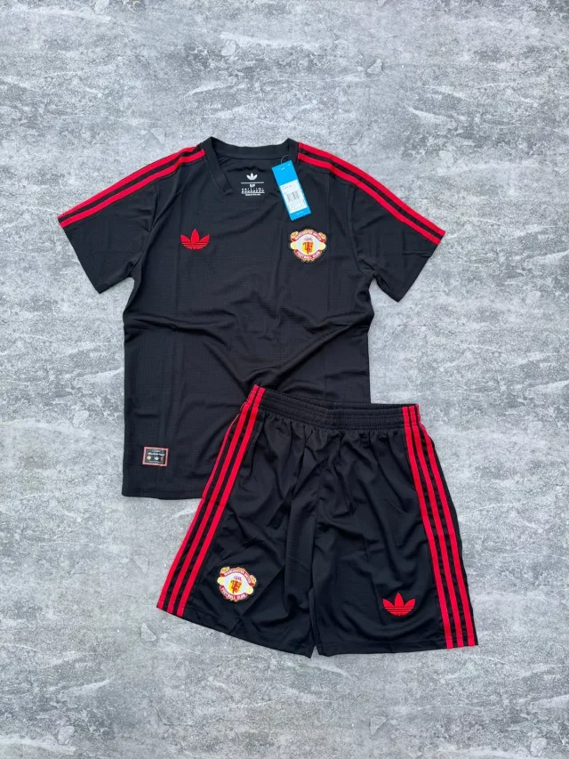 CONJUNTO DE ENTRENAMIENTO MANCHESTER UNITED