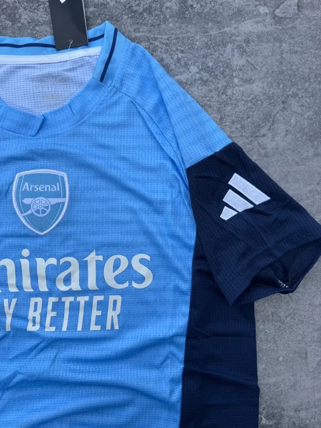 CONJUNTO DE ENTRENAMIENTO ARSENAL 2