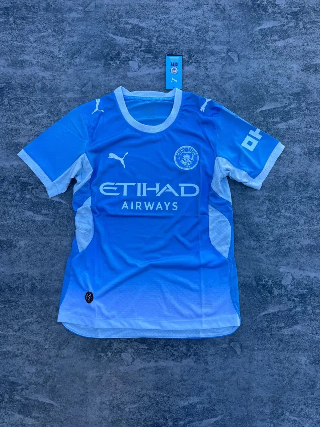 MANCHESTER CITY TITULAR 2026/27
