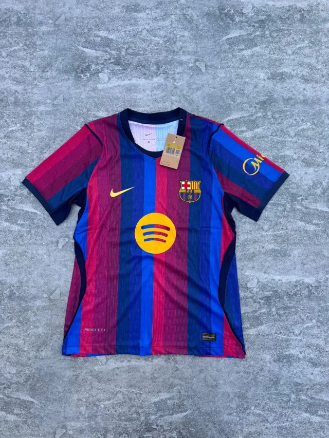 BARCELONA TITULAR 2026/27