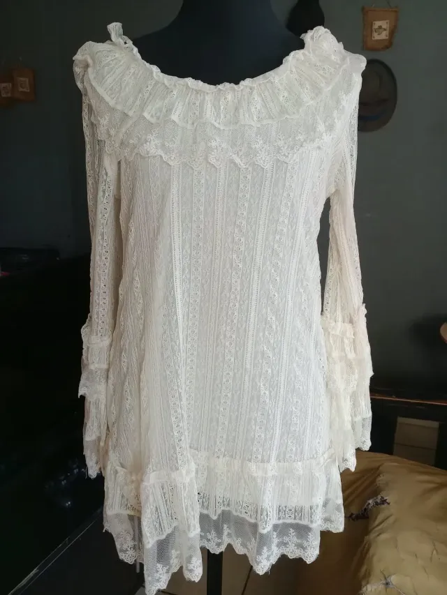Vestido de encaje elastizado