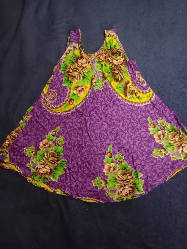 Blusa de fibrana tipo acampanada