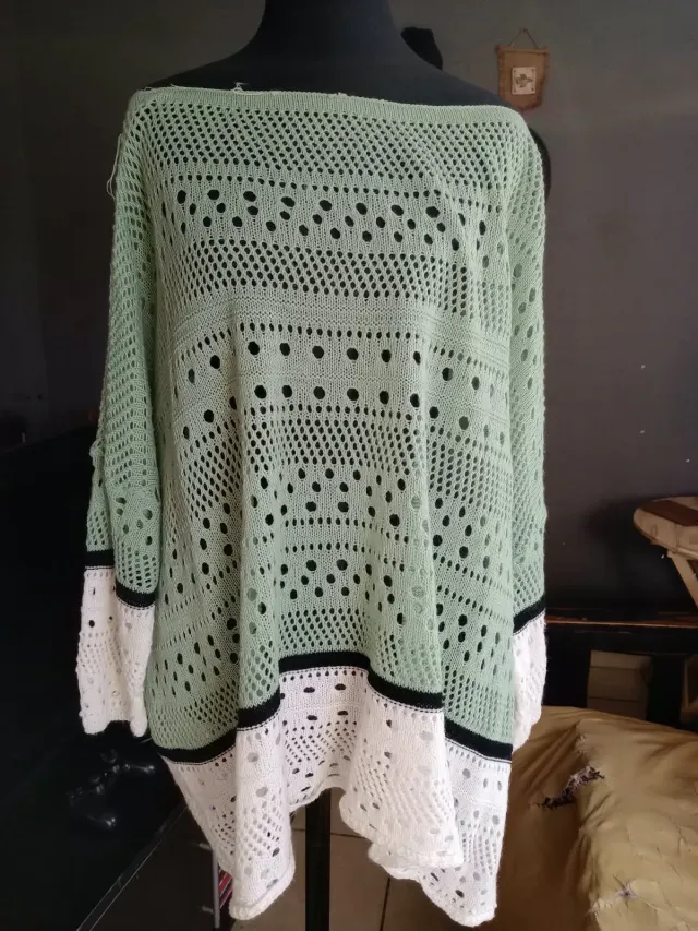 Poncho tejido de verano