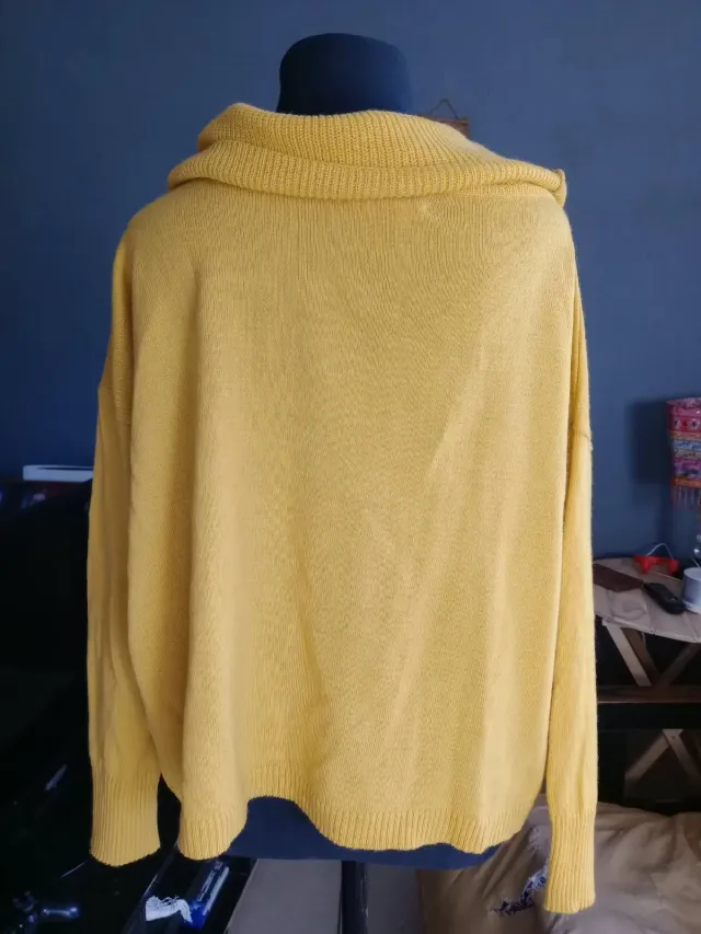 Pulóver cuello buche 3