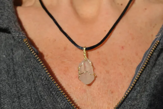 Collar de piedra engarzado con alambre 6