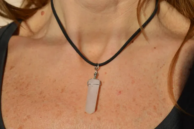 Collar de cuarzo rosa