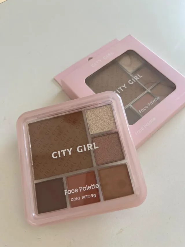 Face paleta