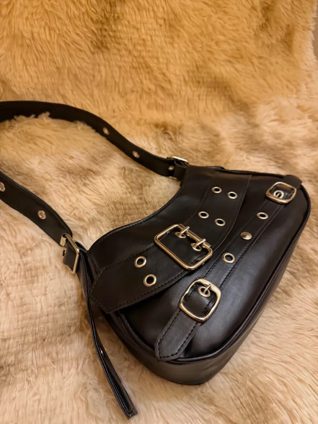 SAVIA BLACK 3