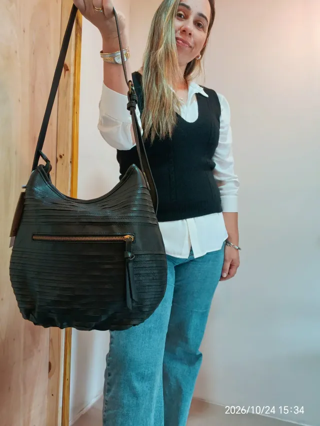 Cartera en cuero ecológico